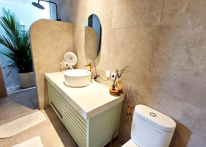 Oia 2bdroom In